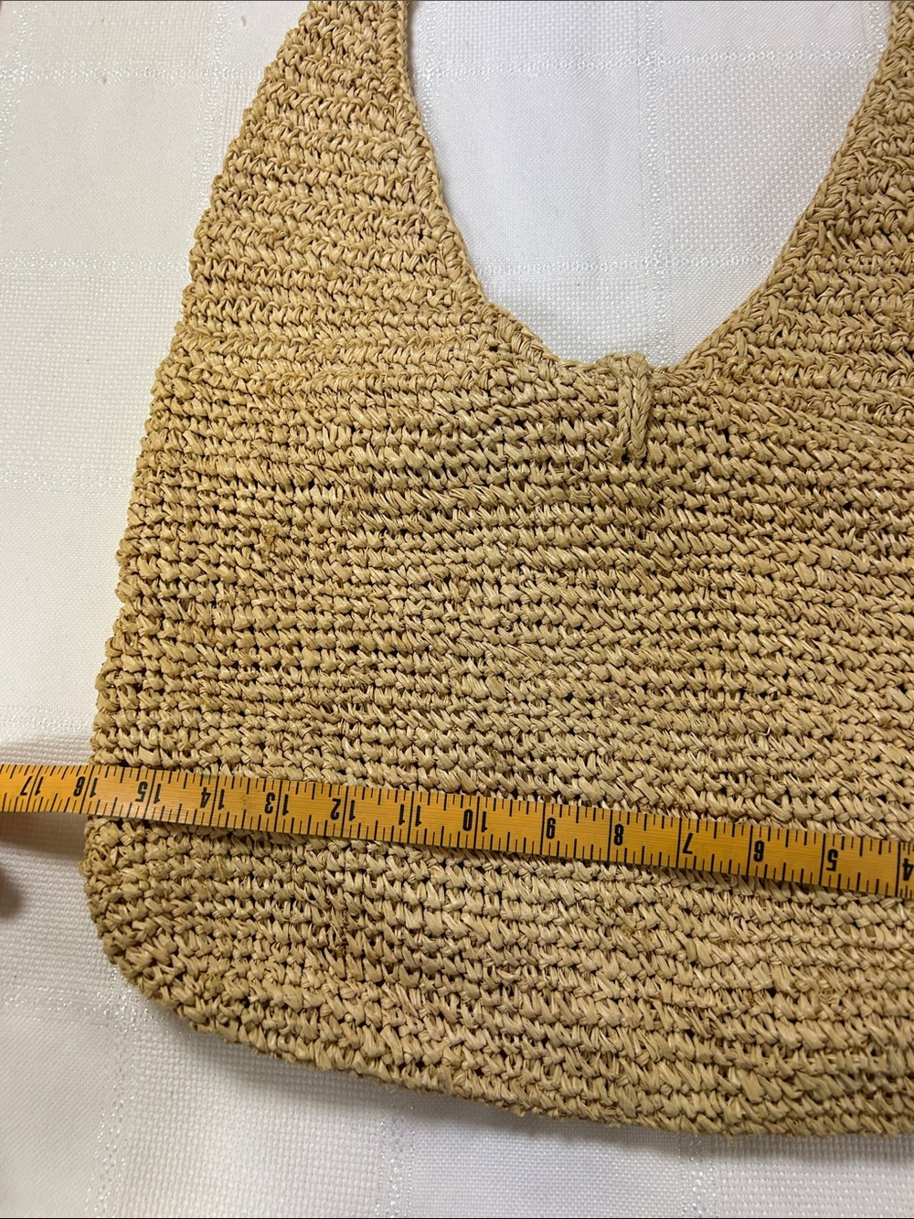 G.H. Bass & Co. Neutral Straw Crochet Shoulder Bag image 3